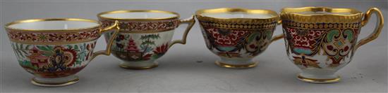 A Flight Barr & Barr Imari palette porcelain trio, c.1820, and two cups and a saucer, 15cm